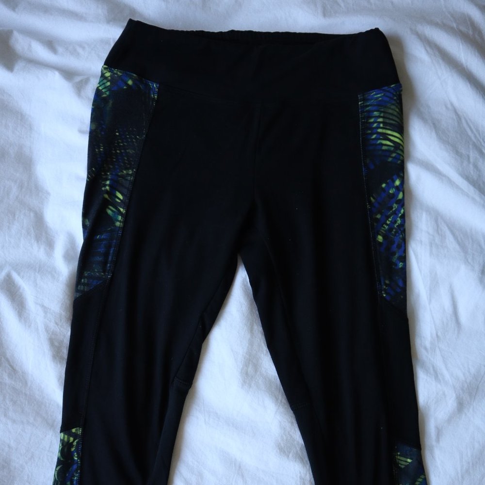 Black workout leggings  capri